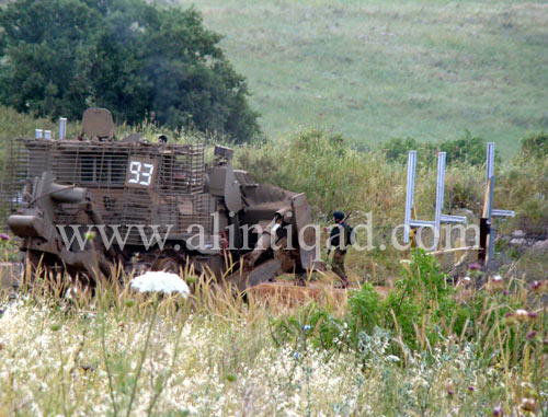 Photo Report: “Israeli” Enemy Crosses Border Fence, Installs Barbed Wires -Abbasiyeh Village