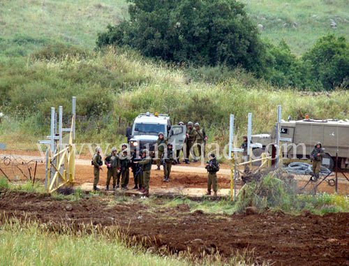 Photo Report: “Israeli” Enemy Crosses Border Fence, Installs Barbed Wires -Abbasiyeh Village