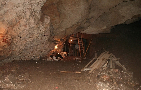 Pictures of “Israeli” New Tunnel under Al-Aqsa Mosque