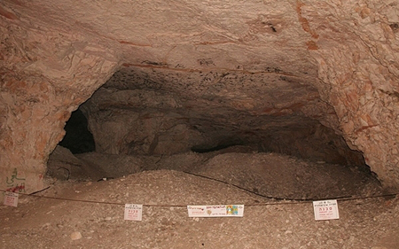 Pictures of “Israeli” New Tunnel under Al-Aqsa Mosque