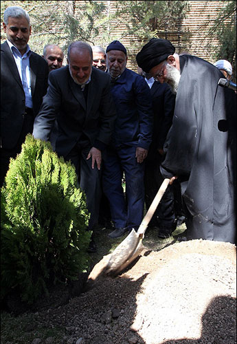 Supreme Leader Plants Two Trees in “Natural Resources and Tree-Planting” Week