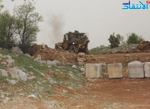 “Israel” Breaches Lebanese Territories: In Photos