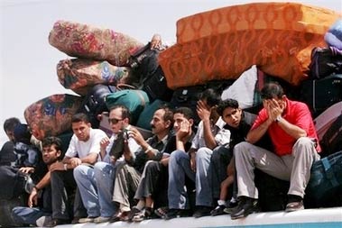 Rafah Crosspoint Rafah Crosspoint... To Leave or Not To Leave...