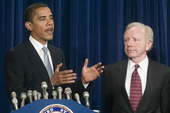 Obama Walking a Fine Line in Syria