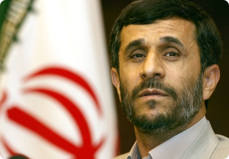 Iran to Hold Conference on Syria, Ahmadinejad: Political Approach Only Way to Save Syria