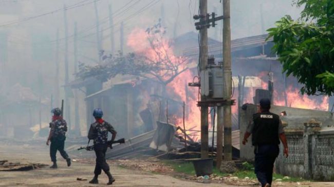 Buddhists Burn Down Mosque in Myanmar’s Rakhine State
