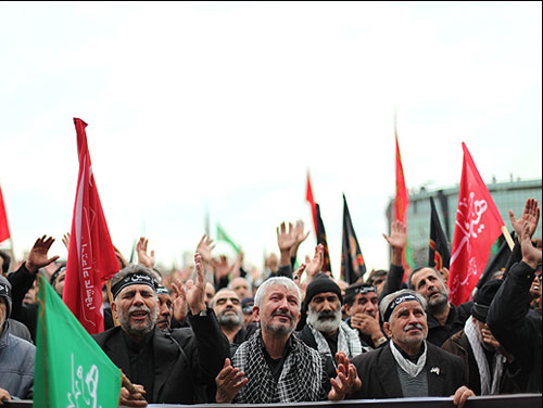 Rallies Cover Streets of Commemorating Ashura: Iran