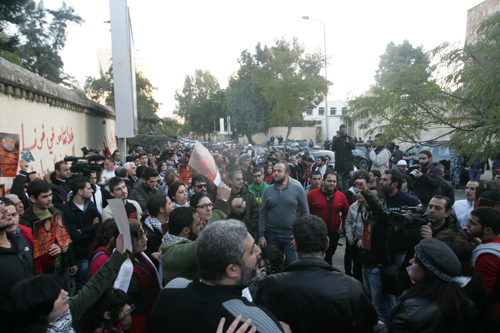Lebanese Demonstrate at French Embassy, Demand Immediate Release of Abdallah 