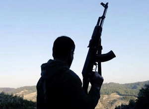 Army Arrests 11, Including Syrians in Arsal