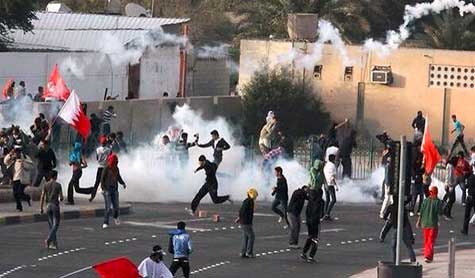 Gigantic Anti-regime Demo Hits Bahrain, Blast Kills Policman