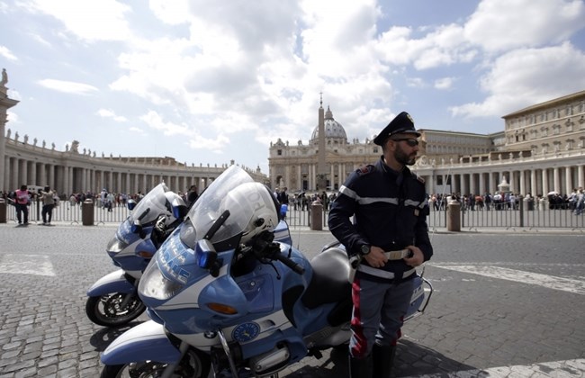 Italy Arrests Al-Qaeda Cell Plotting Vatican Attack Italy Arrests Al-Qaeda Cell Plotting Vatican Attack