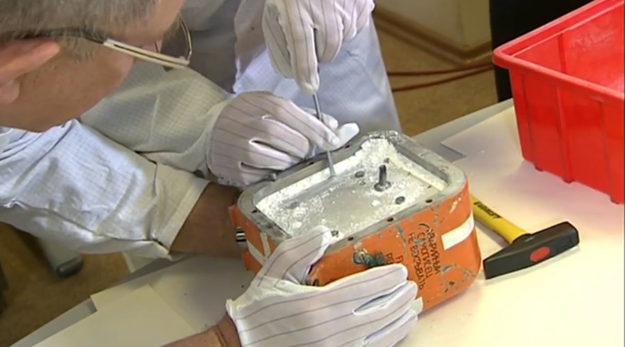 Recorder of Downed Russian Su-24 Unsealed Recorder of Downed Russian Su-24 Unsealed