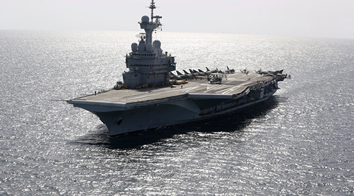 France's Charles de Gaulle Carrier Conducts First Missions against "ISIS"