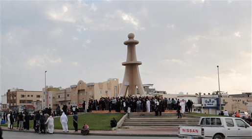 Saudi Forces Indiscriminately Fire at Buildings, Cars in Al-Qatif