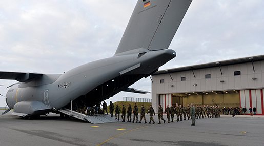 German Defense Minister Rules Out Putting Boots on Ground in Syria
