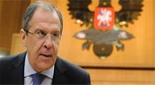 Lavrov: Int’l Community must Decide Whom to Stand with in Syria