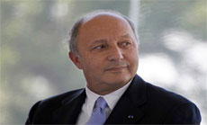 French FM Calls for Dialogue with Iran