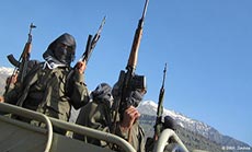 Kurds Accuse Turkey of Supporting Syria Extremists, Threaten It with New Fight 