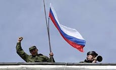 Russian Flag Flying on All Crimea, Ukraine Stops Moscow’s Crews in Kiev