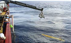 Malaysia Warns of Huge Cost in MH370 Search