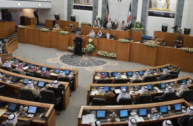 Five Kuwaiti MPs Resign in Protest over Premier’s Corruption Scandal