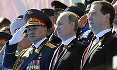 Putin Celebrates in Crimea as Clashes Continue East Ukraine
