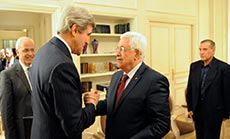 Kerry Meets Abbas in London