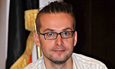 US Photojournalist Held by Al-Qaeda in Yemen Killed after Failed Rescue Attempt