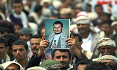 The Misfortune of the Americans in Yemen: Fleeing even in an Omani Airport....No Humiliation