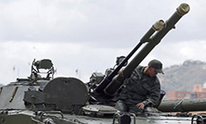 Russia Expands Military Exercises to 80,000 Troops
