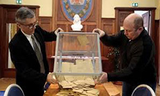 France’s Conservatives, Far-Right Win Local Polls