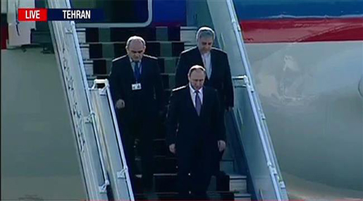 Russian President Putin arrives in Tehran, Meets Imam Khamenei