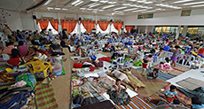 700,000 Evacuated ahead of Powerful Typhoon in Philippines
