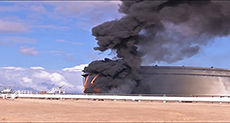 ’ISIS’ Attacks Set Libyan Oil Storage Tanks on Fire
