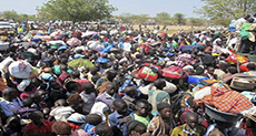 Scores Flee Violence in S. Sudan
