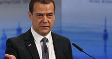 Medvedev: Russia-NATO Relations Fell to New Cold War Level
