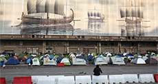 Greece Starts Sending Migrants Back to Turkey under EU Deal
