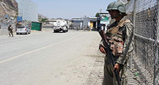 Pakistan-Afghan Border Clashes Escalate, Afghan Guard Killed