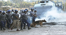 Police, Protesters Clash in Zimbabwe
