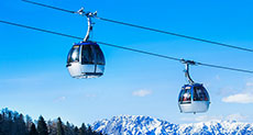 110 Trapped in Cable Cars above the Alps, Rescue Operation Launched