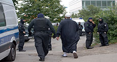Germany: Bombs at Mosque, Congress Center in Dresden, No One Hurt