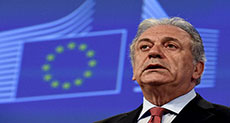 EU ’To Move All Remaining Refugees from Greece by End 2017’
