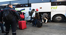 Calais ’Jungle’ Evacuation Begins after Clashes with Riot Police