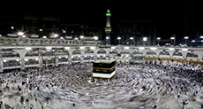 Saudi Invites Iran for Talks on Hajj Return 