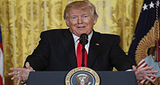 Donald Trump, the US Media Are in a Fight to the Finish
