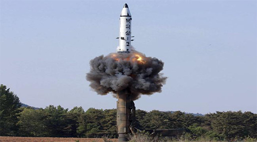 N Korea Warns US, Vows to Send «Bigger Gift Package»