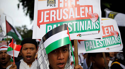 Indonesians Rap Trump’s Al-Quds Move as Clerics Call for US Product Boycott