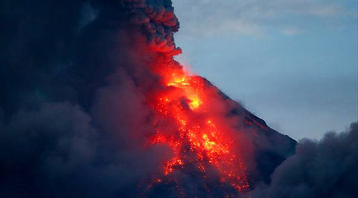 90K Flee Philippine Volcano Stretching Relief Camps