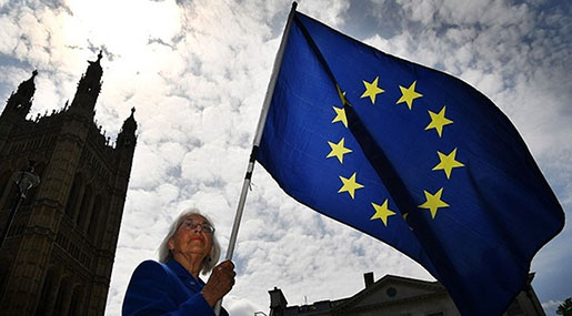 Brexit: British MPs Reject Bid to Stay in EEA amid Labor Revolt