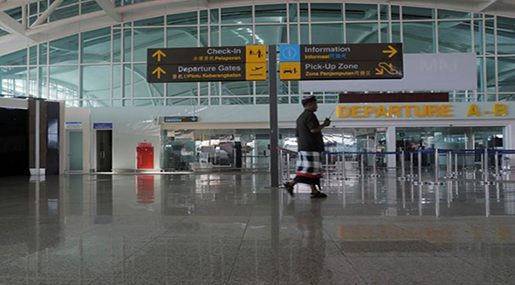 Indonesia: Bali Airport Reopens as Volcano Rumbles